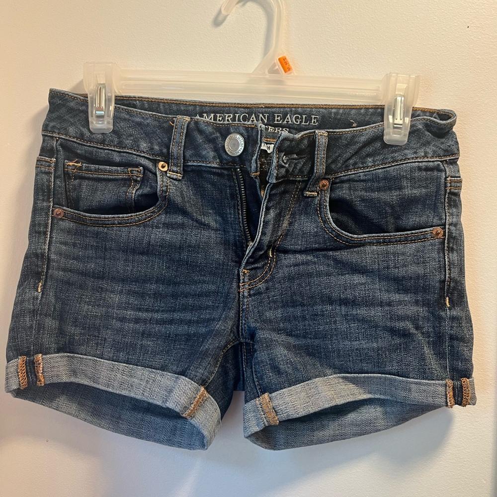 American Eagle Outfitters Blue Jean Shorts Mid-Rise Casual
